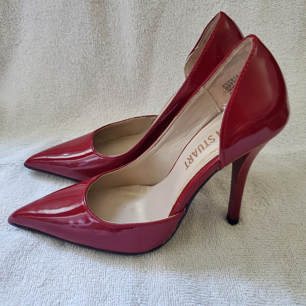 Red Pump - image 5